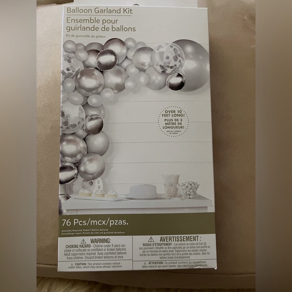 Balloon Garland Kit with Silver and White Balloons